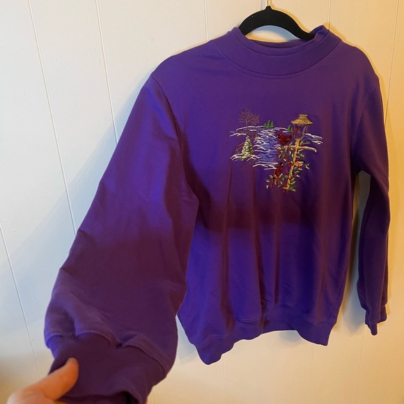 Vintage Nikki Purple Embroidered Christmas Cardinal Sweatshirt - Picture 3 of 5